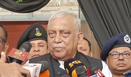 পলাতক জঙ্গিদের ধরতে চেষ্টা চলছে : স্বরাষ্ট্রমন্ত্রী