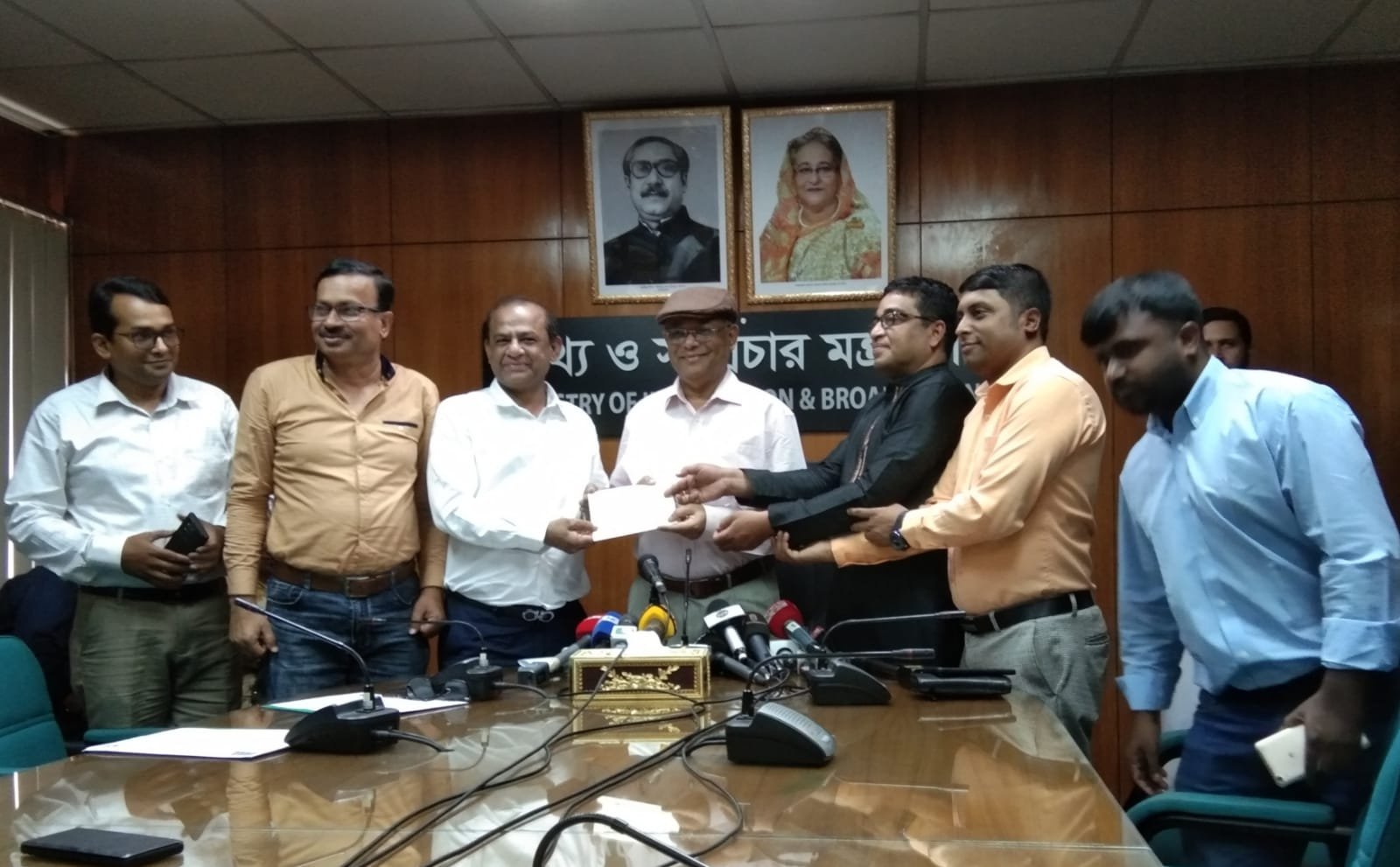 বিএনপি জোটের আকার এমিবার মতো ছোট-বড় হয় : তথ্যমন্ত্রী