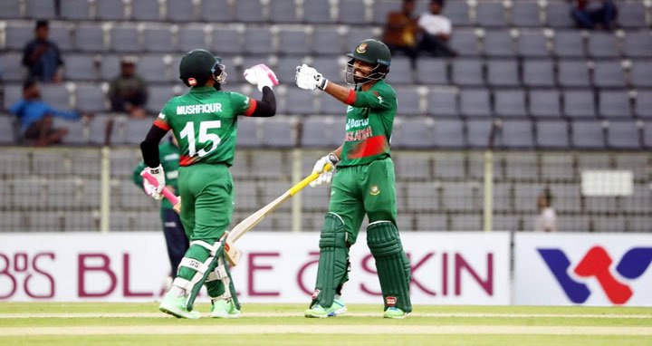 ৯ উইকেটে ২৪৬ রান তুলেছে বাংলাদেশ