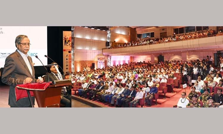 এমন কিছু করা উচিত হবে না যার ফলে দেশ পিছিয়ে পড়ে: রাষ্ট্রপতি