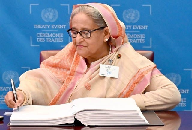 বিশ্বের মহাসাগর এবং নদীগুলোকে রক্ষার চুক্তিতে প্রধানমন্ত্রীর সাক্ষর
