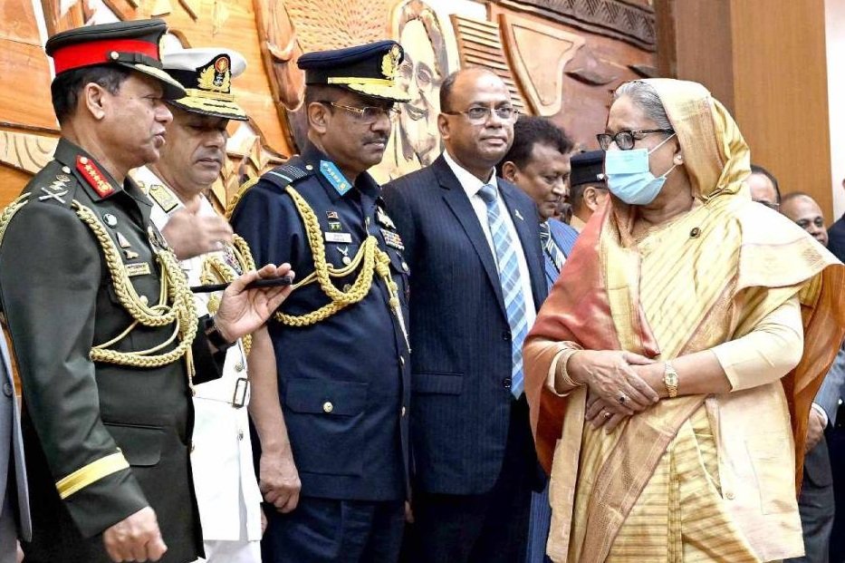জাতিসংঘের সাধারণ পরিষদের অধিবেশনে যোগ দিতে নিউইয়র্ক পথে প্রধানমন্ত্রী