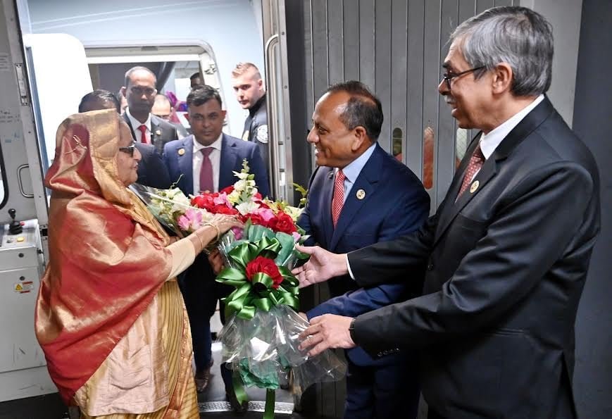 জাতিসংঘ সাধারণ পরিষদের অধিবেশনে যোগ দিতে নিউইয়র্ক পৌঁছেছেন প্রধানমন্ত্রী