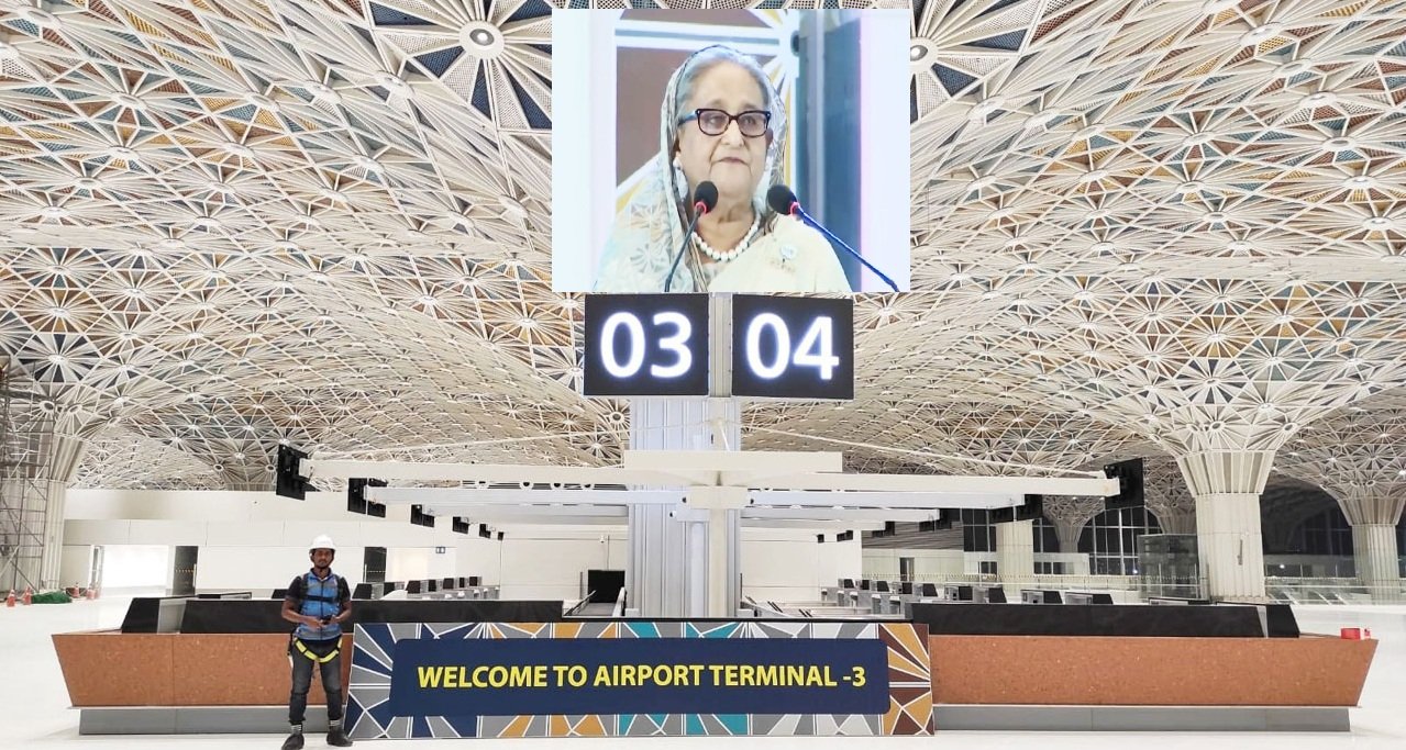 বিমান যোগাযোগের আন্তর্জাতিক হাব হবে হযরত শাহজালাল বিমানবন্দর: প্রধানমন্ত্রী