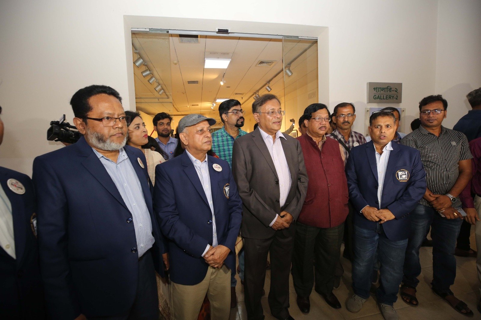 শিল্পকলায় ‘রুপসী বাংলা’ আলোকচিত্র প্রদর্শনী ও সম্মাননা প্রদান অনুষ্ঠিত