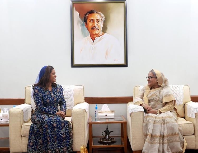 প্রধানমন্ত্রীর সঙ্গে মালদ্বীপের বিদায়ী হাইকমিশনারের সাক্ষাৎ
