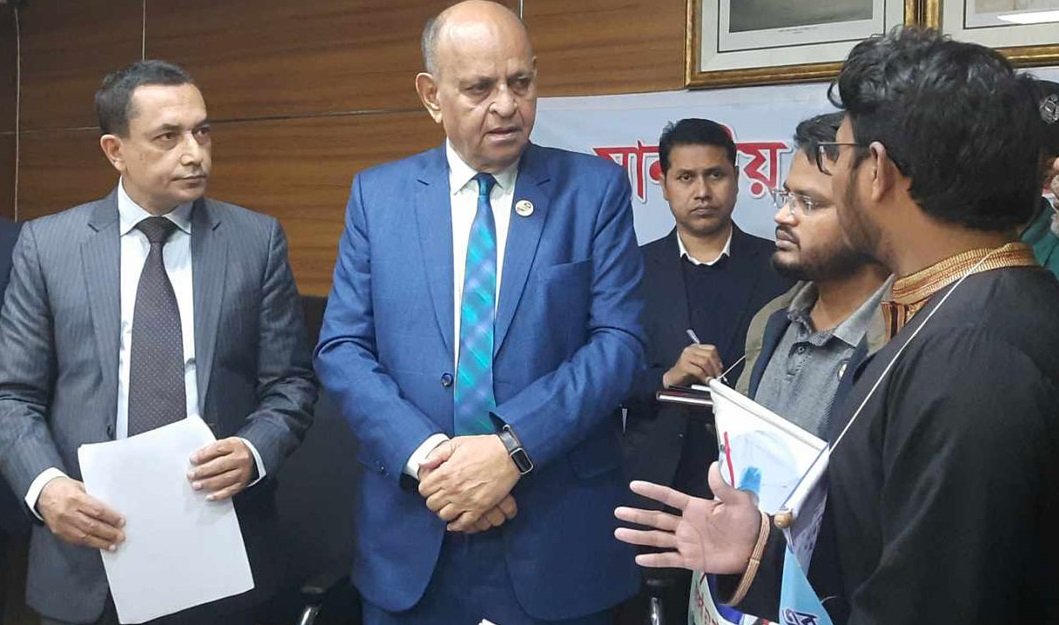 অনুমোদনবিহীন হাসপাতালের ব্যাপারে ছাড় দেওয়া হবে না: স্বাস্থ্যমন্ত্রী