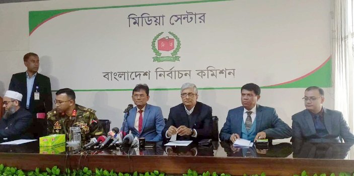 দেশে মোট ভোটার ১২ কোটি ১৭ লাখ ৭৫ হাজার ৪৫০ জন