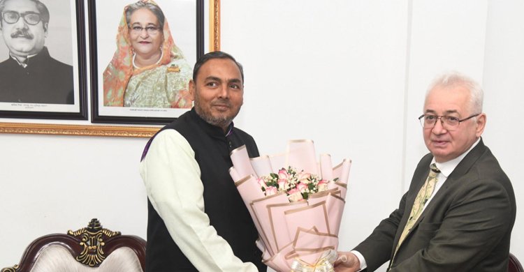 রাশিয়ার সঙ্গে ব্যবসা জোরদার করার আহ্বান বাণিজ্য প্রতিমন্ত্রীর