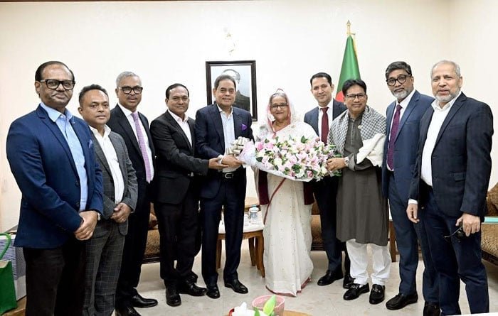 প্রধানমন্ত্রীর সঙ্গে বিজিএমইএ নেতৃবৃন্দের সৌজন্য সাক্ষাৎ