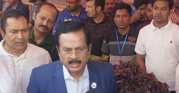 রমজান মাসে মানুষকে জিম্মি করলে কেউ রেহাই পাবে না: বস্ত্রমন্ত্রী