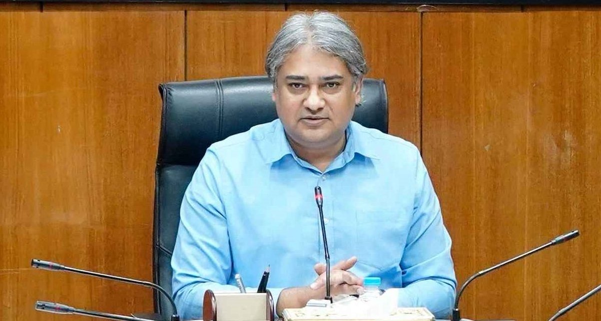 পেশাদার এবং আইনগতভাবে নিবন্ধিত পোর্টাল গুলোই থাকবে: তথ্য প্রতিমন্ত্রী