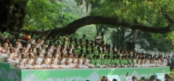 রমনার বটমূলে ছায়ানটের বর্ষবরণ অনুষ্ঠানে গাইলেন ৮০ জন শিল্পী