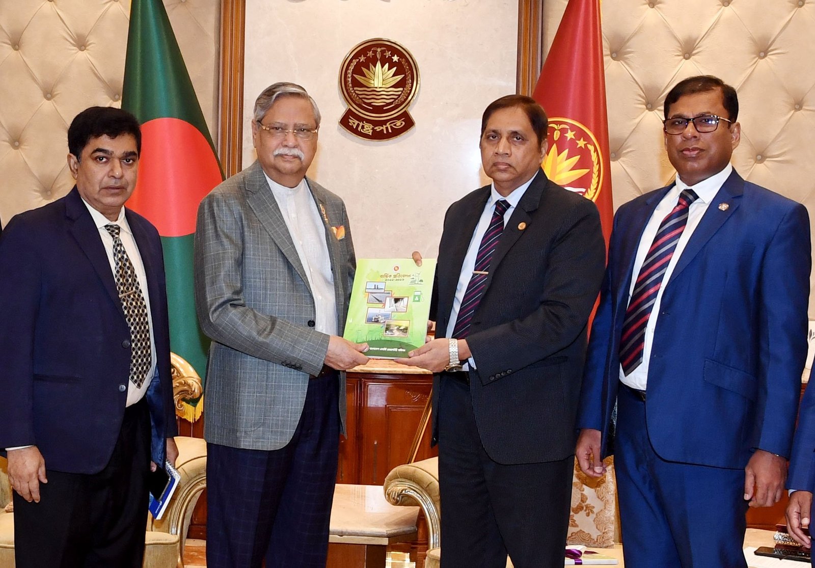 জ্বালানির উৎস উদ্ভাবনে জোর দিতে হবে: রাষ্ট্রপতি