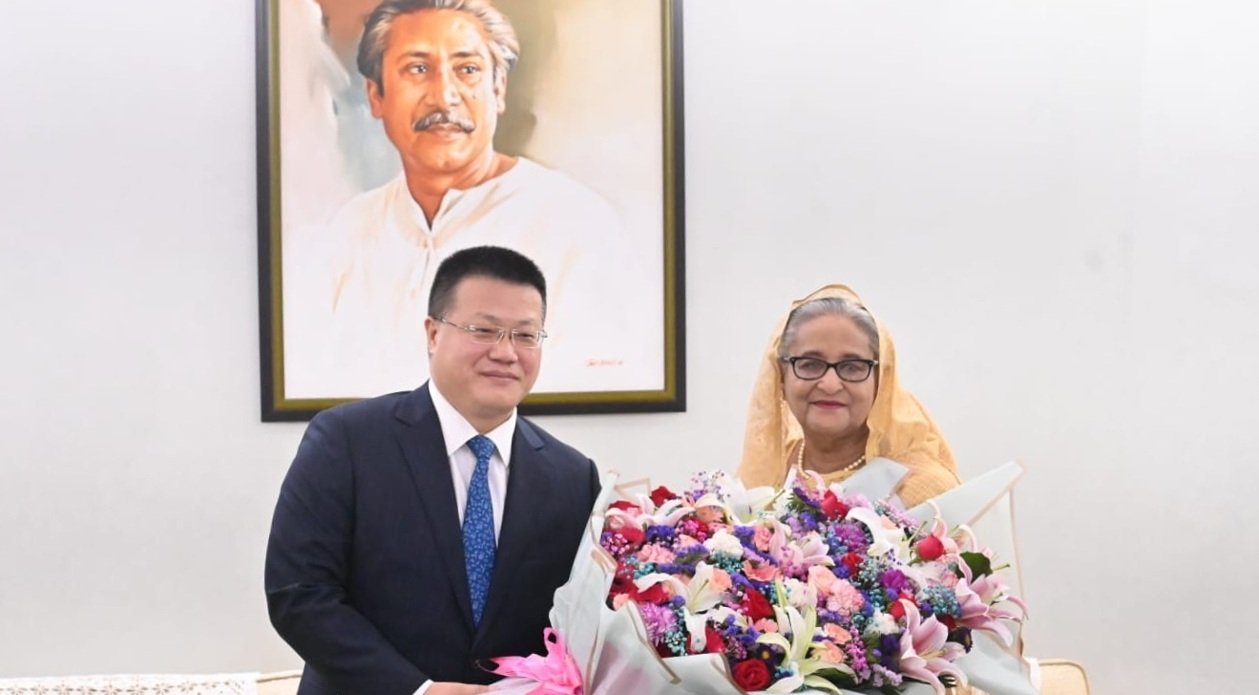 চীনের রাষ্ট্রদূতের সঙ্গে প্রধানমন্ত্রীর সাক্ষাৎ