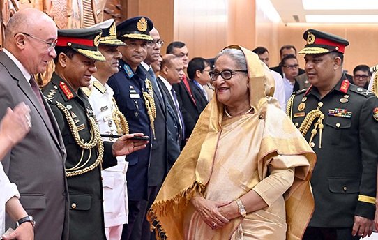 ব্যাংককের উদ্দেশে ঢাকা ছেড়েছেন প্রধানমন্ত্রী শেখ হাসিনা