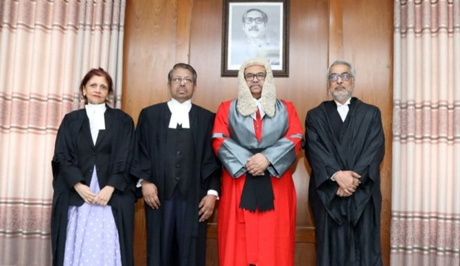 শপথ নিয়েছেন আপিল বিভাগে নিয়োগ পাওয়া তিন বিচারপতি