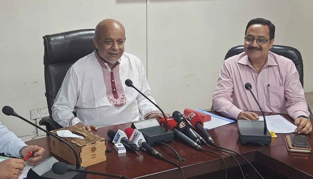 ঈদযাত্রায় ট্রেনের অগ্রিম টিকিট বিক্রি শুরু ২ জুন থেকে