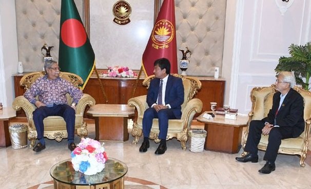 রাষ্ট্রপতির সঙ্গে জাতীয় বিশ্ববিদ্যালয়ের প্রতিনিধি দলের সৌজন্য সাক্ষাৎ