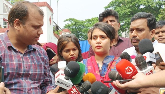 বাবার হত্যাকারীদের ফাঁসি কার্যকর দেখতে চাই: ডরিন