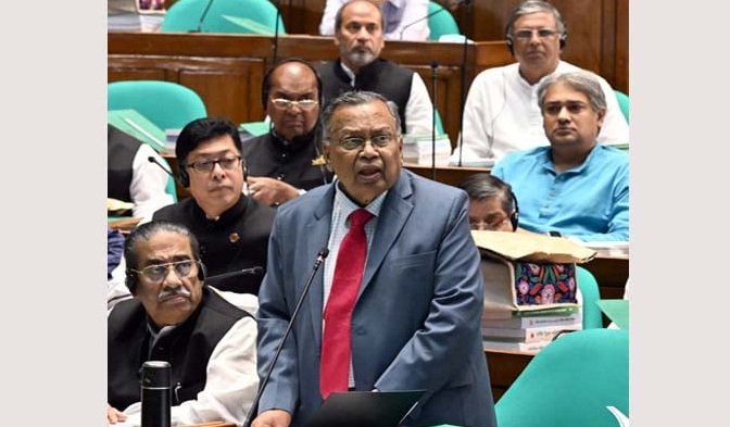 সংসদে বাজেট বক্তব্য উপস্থাপন শুরু করেছেন অর্থমন্ত্রী