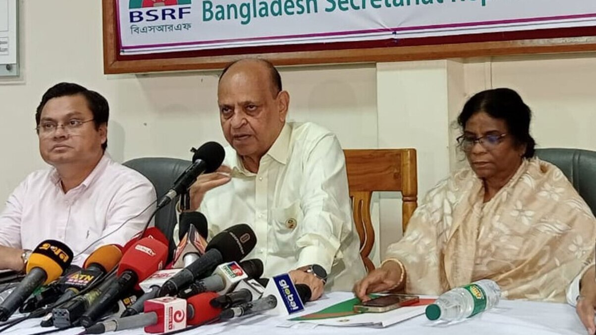 একটি নোটিশকে ঘিরে সাংবাদিকদের সঙ্গে যেন কোনো বিবাদ না হয়: স্বাস্থ্যমন্ত্রী