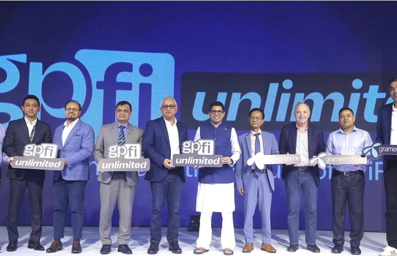 গ্রামীণফোন চালু করল তারবিহীন ব্রডব্যান্ড ইন্টারনেট
