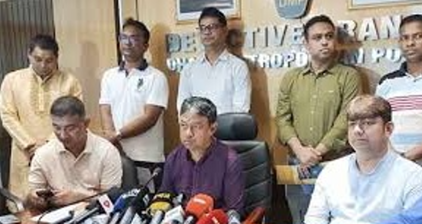 এবার পুলিশকেই টার্গেট করেছে বিএনপি-জামায়াত: ডিবি প্রধান