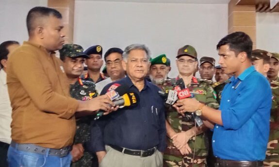 সাত দিনের মধ্যে অস্ত্র জমা না দিলে অভিযান: সাখাওয়াত হোসেন