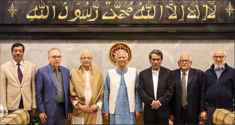 Hello Bangla News | ছয় মাস মেয়াদী জাতীয় ঐকমত্য কমিশন গঠন ছয় সংস্কার কমিশনের সুপারিশগুলো বিবেচনা ও গ্রহণের জন্য এই কমিশন গঠন করে বুধবার