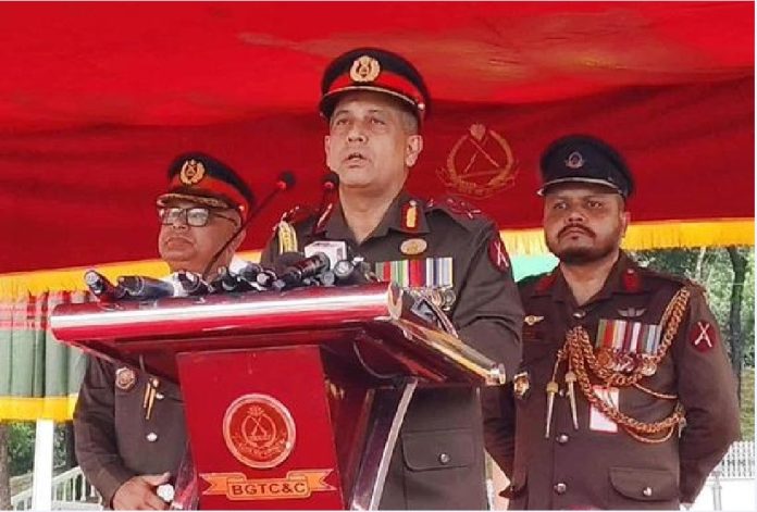 আন্তঃসীমান্ত অপরাধ দমনে বিজিবি বিশ্বস্ততার সঙ্গে দায়িত্ব পালনে সক্ষম বিজিবি মহাপরিচালক - জাতীয় – ১০ জুলাই, ২০২৫ (ফাইল ছবি) আন্তঃসীমান্ত অপরাধ দমনে বিজিবি বিশ্বস্ততার সঙ্গে দায়িত্ব পালনে সক্ষম বিজিবি মহাপরিচালক - জাতীয় – ১০ জুলাই, ২০২৫ (ফাইল ছবি)