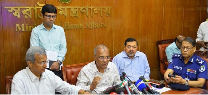 ফ্যাসিস্টরা অসুরের মুখে দাড়ি লাগিয়ে সম্প্রীতি নষ্টের চেষ্টা করেছিল স্বরাষ্ট্র উপদেষ্টা - জাতীয় - ০৫ অক্টোবর ২০২৫ (ফাইল ছবি)